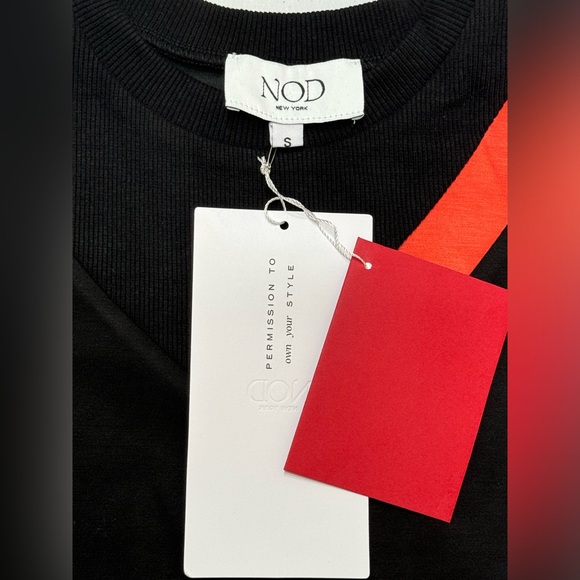 NOD New York Women’s Black & Red Long Sleeve Crew Neck Cropped Short Sweater S - Picture 5 of 8